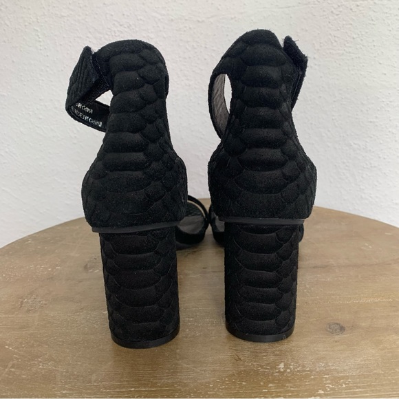 Jeffrey Campbell Laura Ankle Strap Heeled Sandals Black Suede Embossed Size 8 - Picture 5 of 12